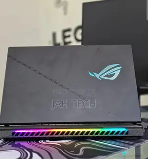 New Laptop Asus ROG Strix SCAR 15 32GB Intel Core I9 SSD 1T