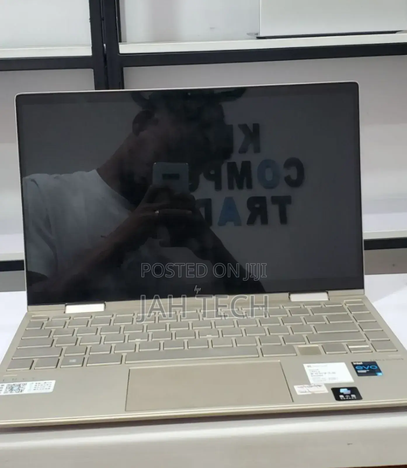 New Laptop HP Envy X360 8GB Intel Core I5 SSD 512GB