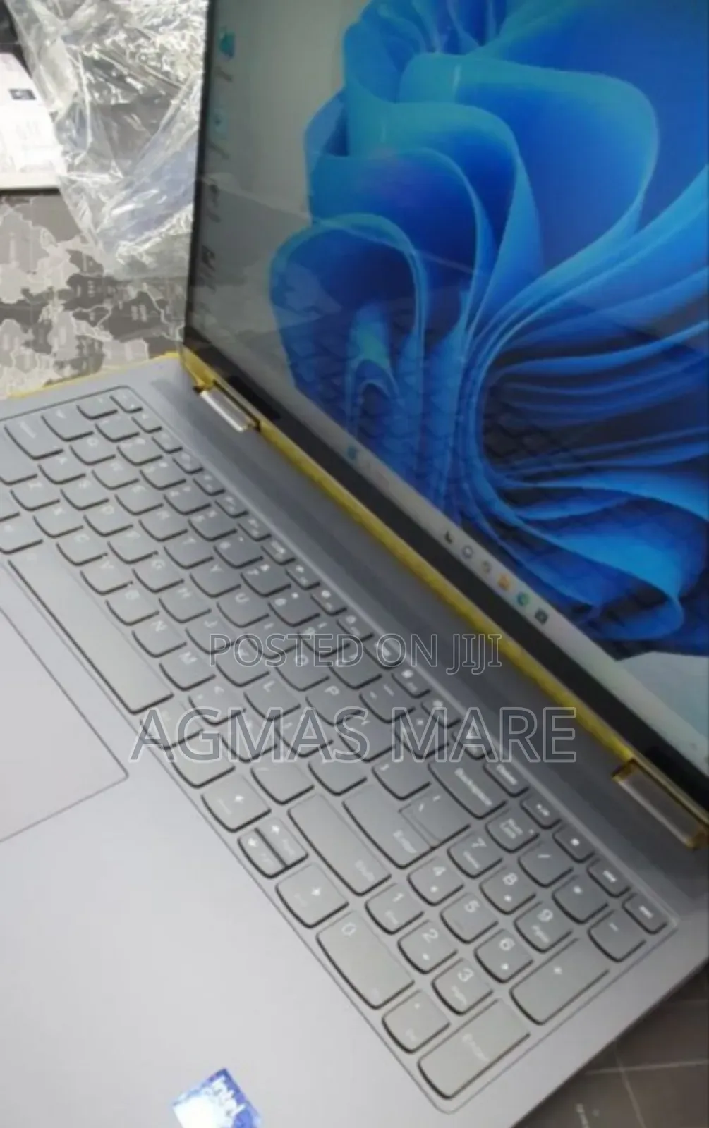 New Laptop Lenovo Yoga 7i 16GB Intel Core Ultra 7 SSD 1T