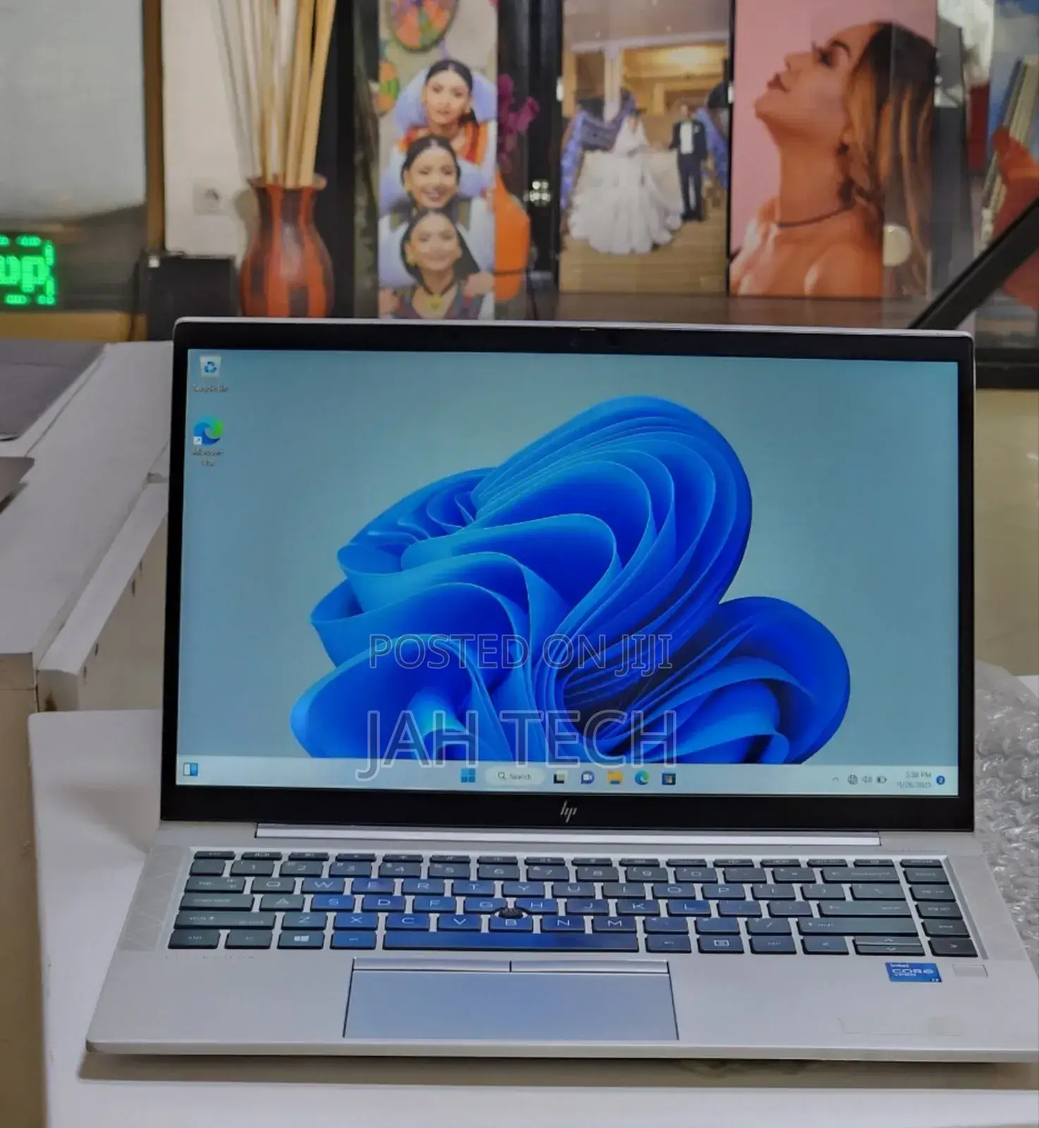 New Laptop HP EliteBook 840 G8 16GB Intel Core I7 SSD 512GB
