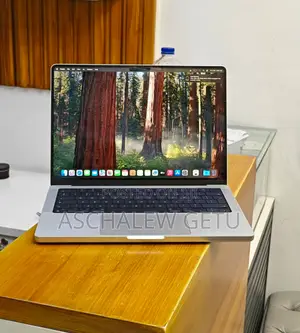 New Laptop Apple MacBook Pro M1 16GB Apple M1 SSD 512GB
