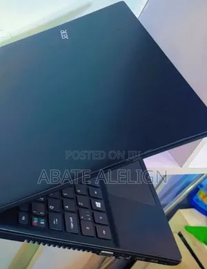 New Laptop Acer Aspire 5 8GB AMD A4 SSD 128GB