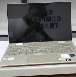 New Laptop HP Envy X360 8GB Intel Core I5 SSD 512GB