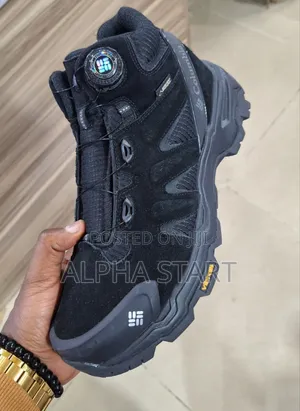  New Arrival  
  Columbia Hiking Sneakers 
 Made in Vietnam