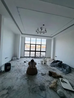 8bdrm House in Addis Abeba, Bole for sale