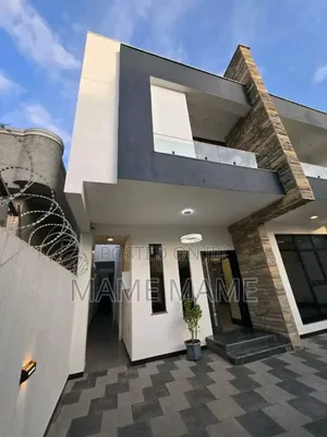 7bdrm House in Addis Abeba, Yeka for sale