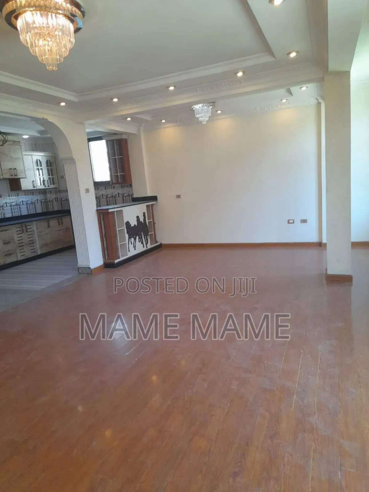 5bdrm House in Addis Abeba, Bole for sale
