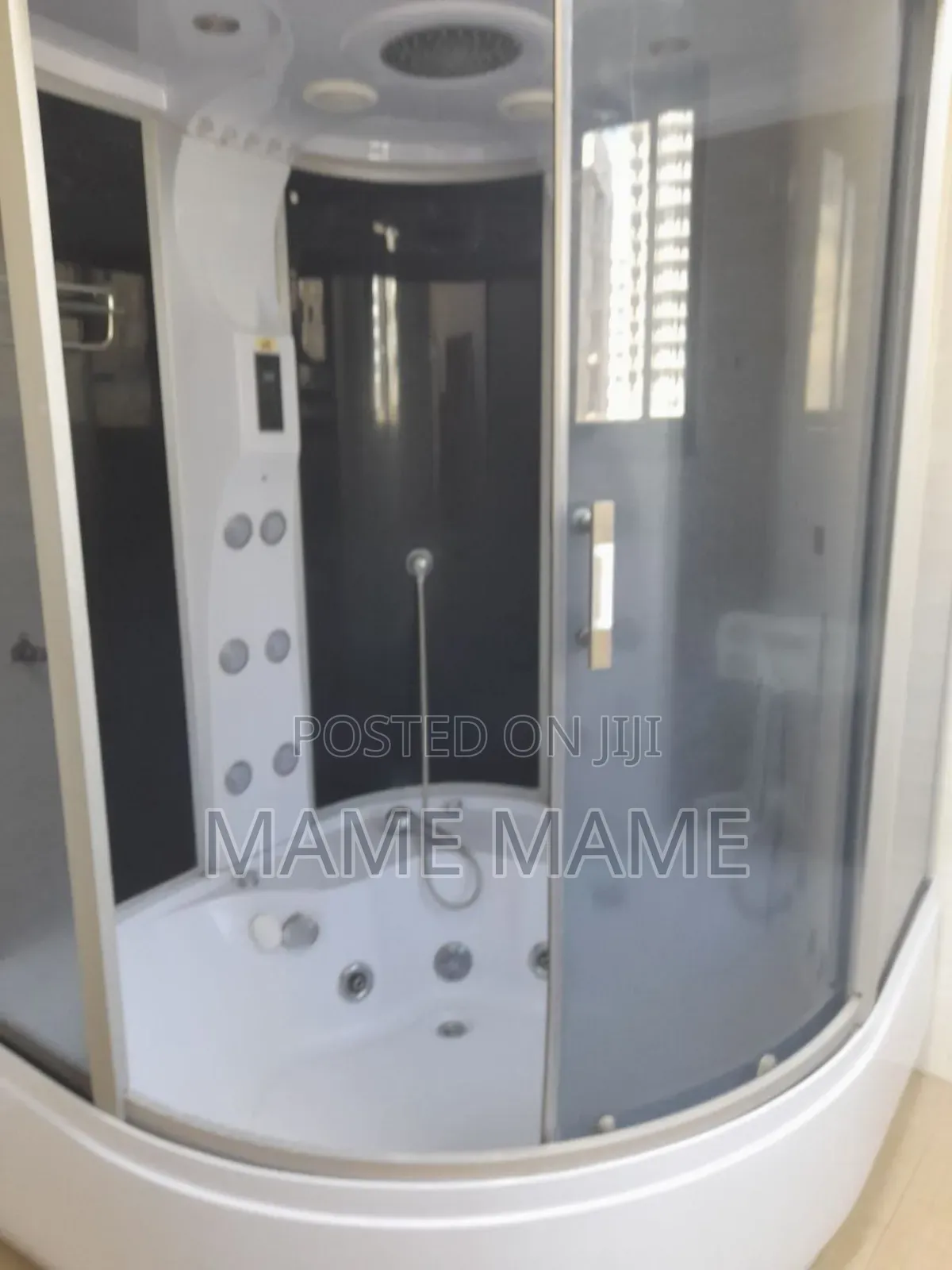 5bdrm House in Addis Abeba, Bole for sale