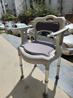 Commode Chair輕微best Rubber on Ceramic Commode Chair輕輕commode Chair