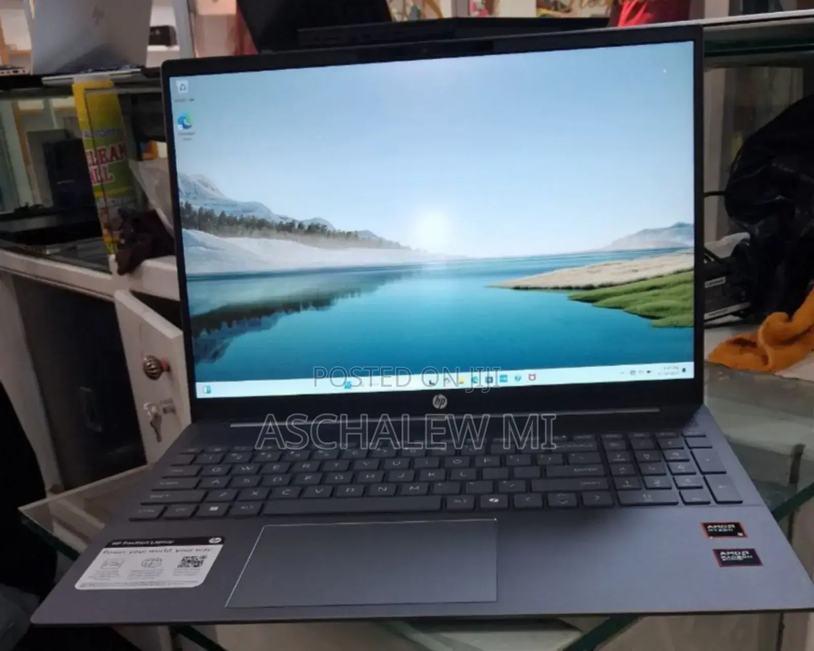 New Laptop HP Pavilion 15 8GB AMD Ryzen 5 SSD 512GB