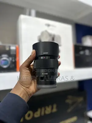 Sony Fe 85mm 1:8 Lens