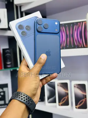 New Apple iPhone 17 Pro Max 256 GB Blue