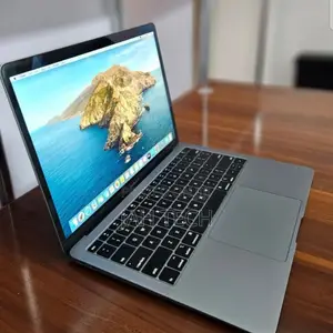 New Laptop Apple MacBook Air 2019 8GB Intel Core I5 SSD 128GB