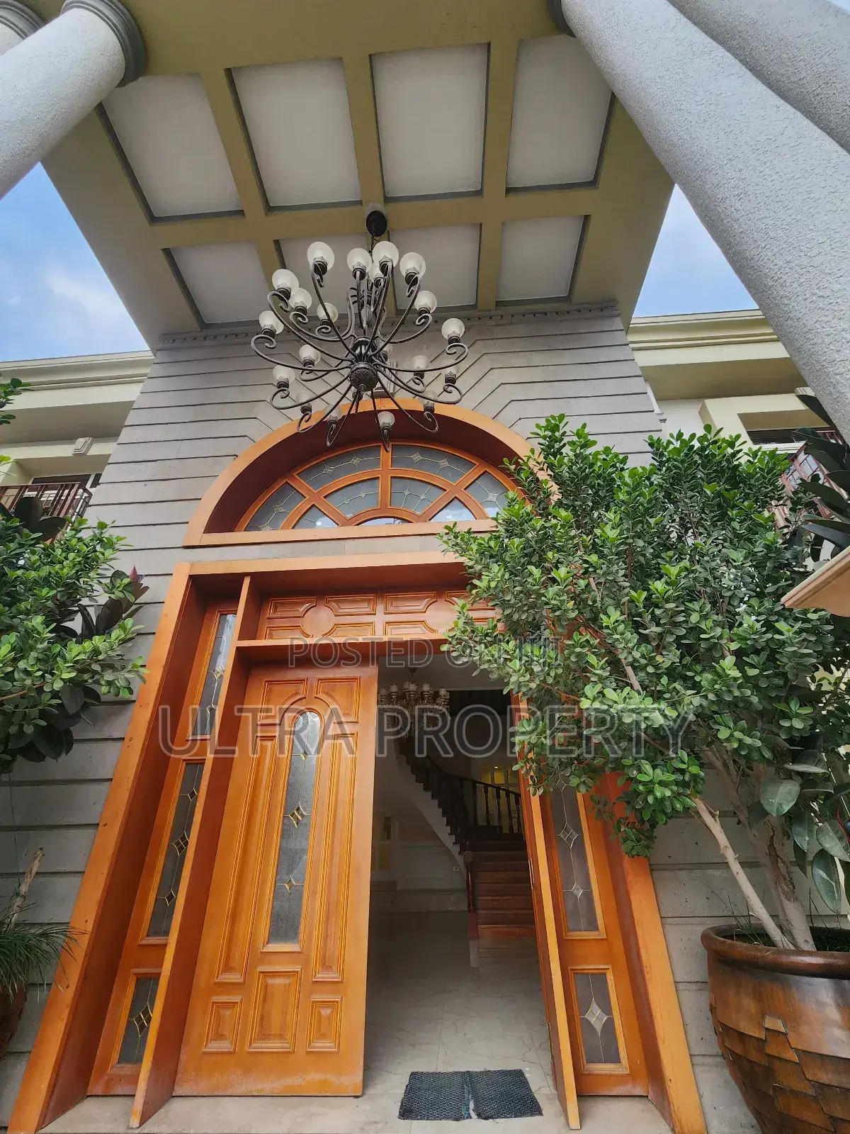 7bdrm House in Bole for rent