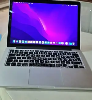 New Laptop Apple MacBook Pro 2015 8GB Intel Core I5 SSD 256GB