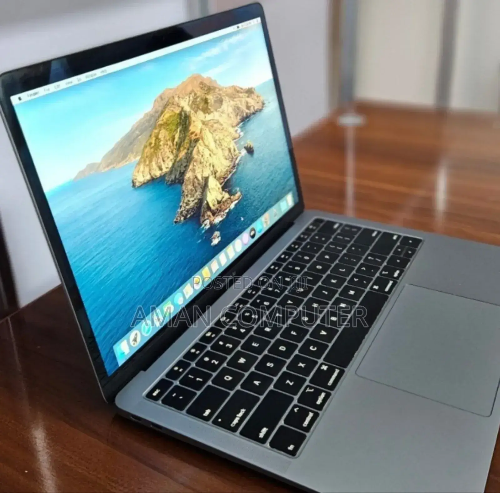 New Laptop Apple MacBook Air 2019 8GB Intel Core I5 SSD 128GB