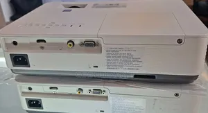 Enew Arrival 
Sony VPL-Dx221 Projector 
1 Piece Remains 
Reso