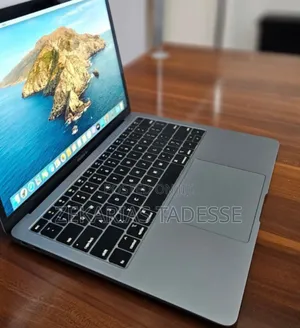 New Laptop Apple MacBook Air 2019 16GB Intel Core I5 SSD 512GB