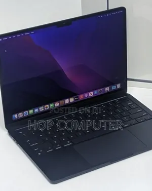 New Laptop Apple MacBook Air 2022 M2 8GB Apple M2 SSD 512GB