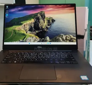 New Laptop Dell Inspiron 15 16GB Intel Core I7 SSD 512GB