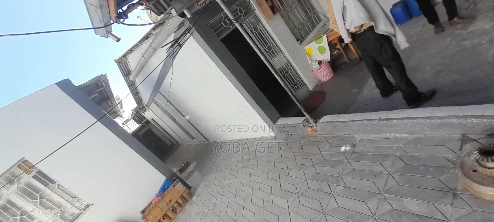Furnished 5bdrm House in Akaky Kaliti for sale
