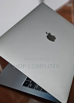 New Laptop Apple MacBook Air 2019 8GB Intel Core I5 SSD 128GB