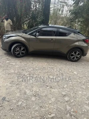 Toyota C-HR 2022 Gray