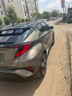 Toyota C-HR 2022 Gray