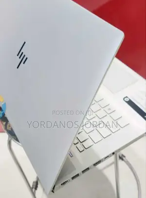 New Laptop HP Envy 17 16GB Intel Core I7 SSD 512GB