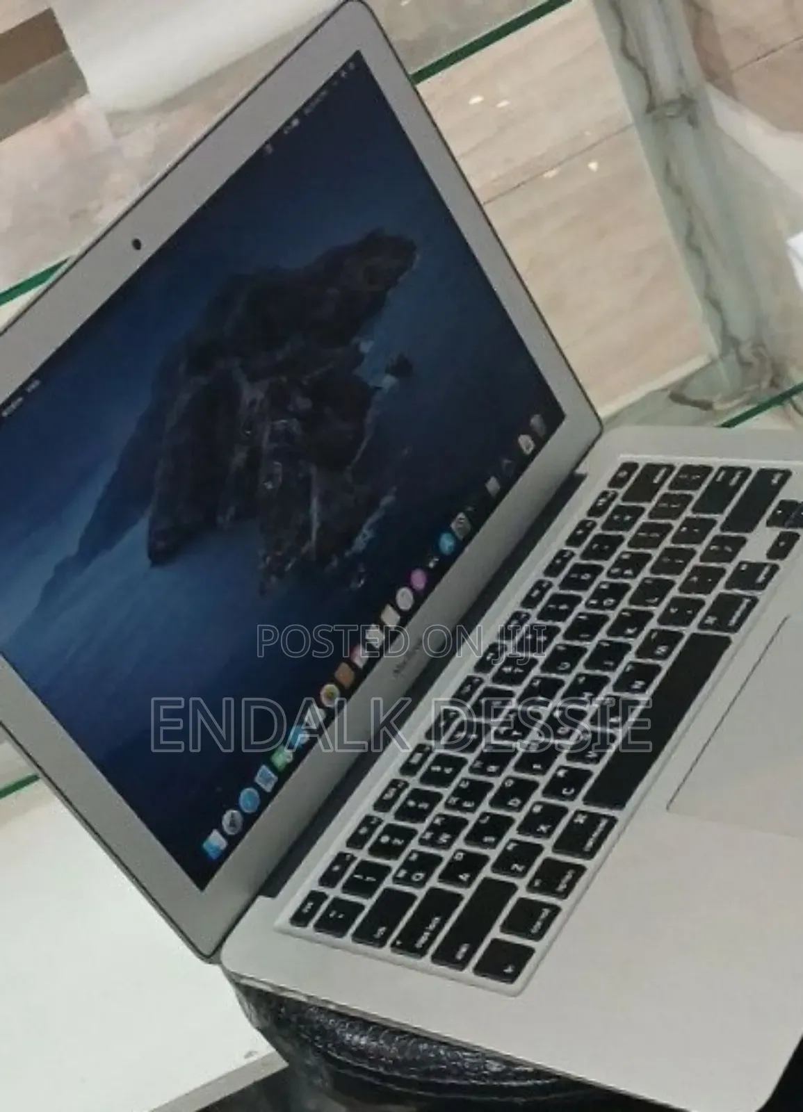 New Laptop Apple MacBook Air 2013 4GB Intel Core I5 SSD 256GB