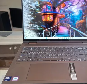 New Laptop Lenovo Yoga 7i 16GB Intel Core 7 SSD 1T