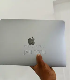 New Laptop Apple MacBook Pro 2017 8GB Intel Core I5 SSD 128GB