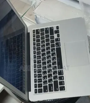 New Laptop Apple MacBook Air 2013 4GB Intel Core I5 SSD 256GB