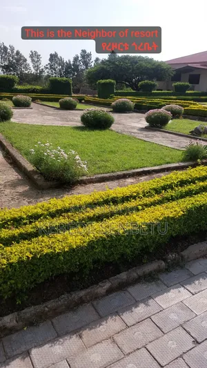 20bdrm Duplex in Oromia, East Shewa for sale