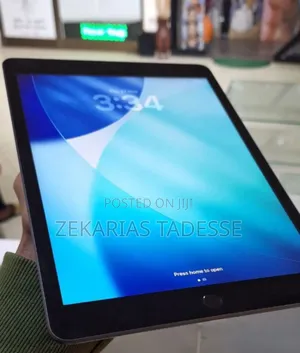 New Apple iPad 10.2 (2021) 64 GB Silver