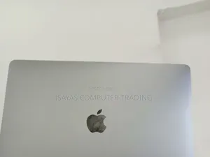 New Laptop Apple MacBook Pro 2017 8GB SSD 128GB