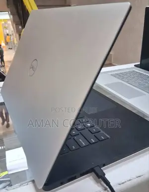 New Laptop Dell Inspiron 15 16GB Intel Core I7 SSD 512GB