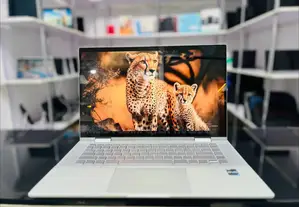 New Laptop HP Envy X360 16GB Intel Core i5 SSD 512GB