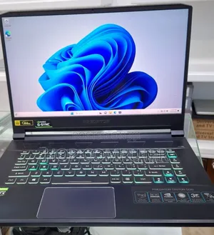 New Laptop Acer Predator Helios 300 16GB Intel Core I7 SSD 1T