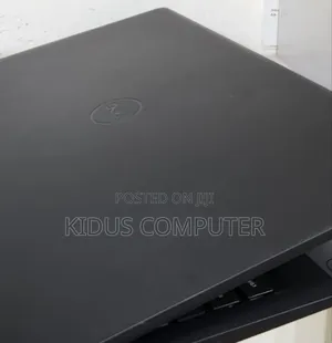 New Laptop Dell Inspiron 15 8GB AMD Ryzen 5 SSD 512GB