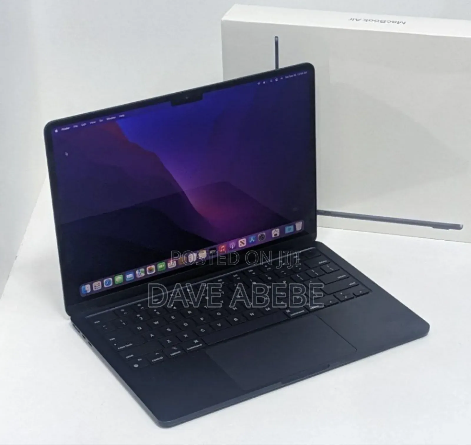 New Laptop Apple MacBook Air 2022 M2 8GB Apple M2 SSD 512GB