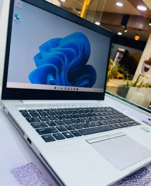 New Laptop HP EliteBook 840 G5 16GB Intel Core I5 SSD 512GB