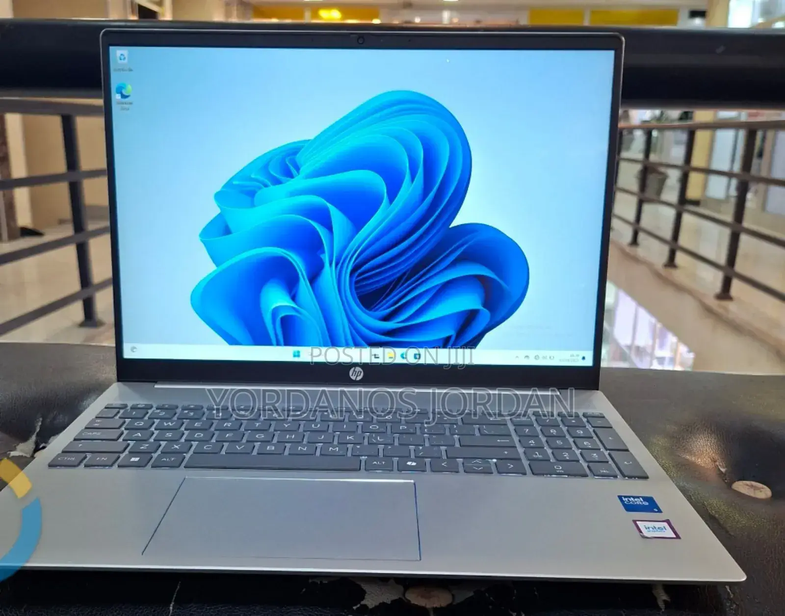 New Laptop HP Pavilion 17 16GB Intel Core I5 SSD 512GB