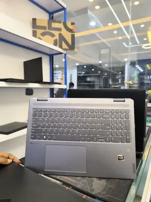 New Laptop Lenovo Yoga 710 16GB AMD Ryzen 5 SSD 512GB