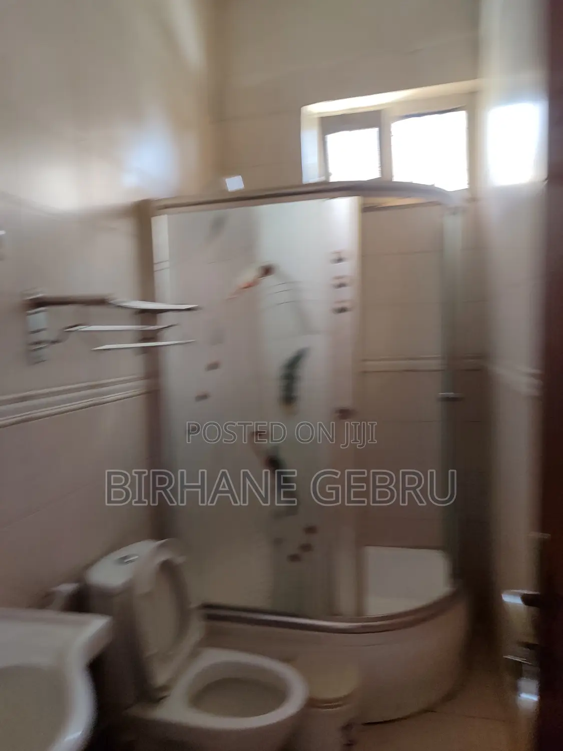5bdrm Villa in Villa House, Bole for rent