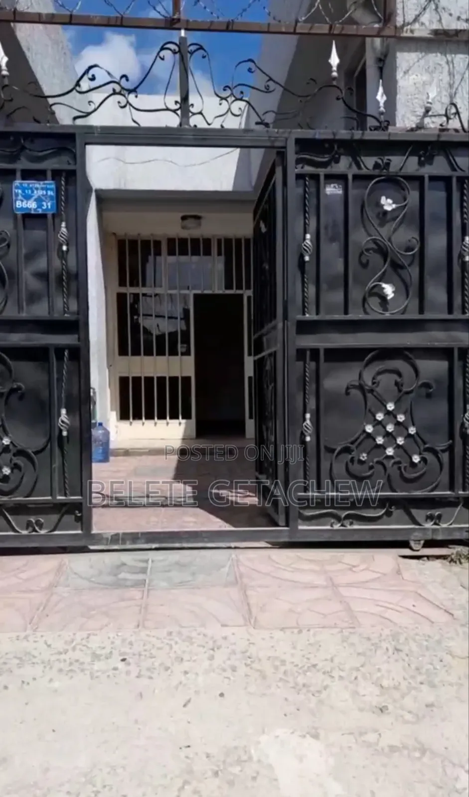 3bdrm House in Ayat, L-Shape House, Bole for sale