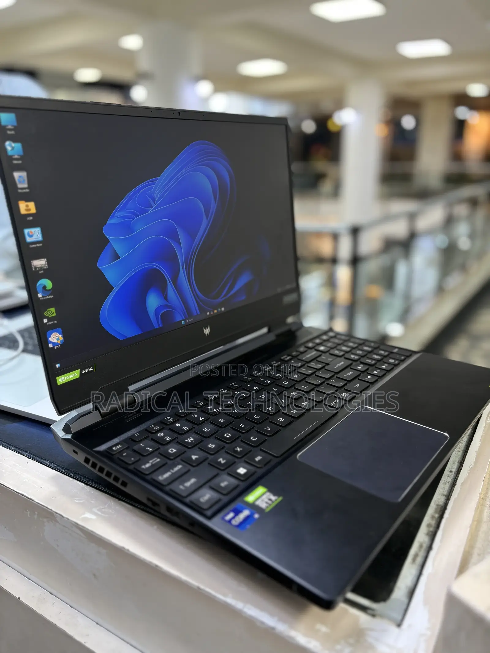 New Laptop Acer Predator Helios 300 16GB Intel Core I9 SSD 512GB