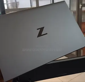 New Laptop HP ZBook Studio G8 16GB Intel Core I7 SSD 512GB