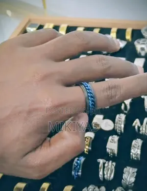 Men's Rings