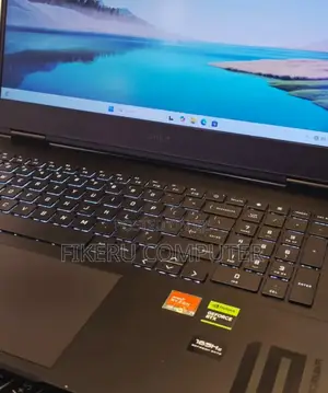 New Laptop HP Omen Max 16 16GB AMD Ryzen 7 SSD 1T